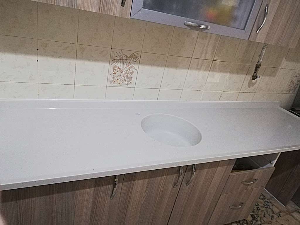 mermerit tezgah kendinden lavabolu uygulama örneği